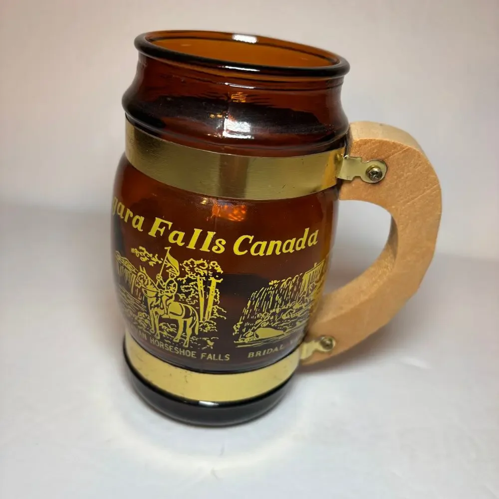 Vintage Niagara Falls Canada Souvenir Brown Glass Barrel Mug Wood Handle